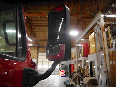 Freightliner Cascadia Right Mirror
