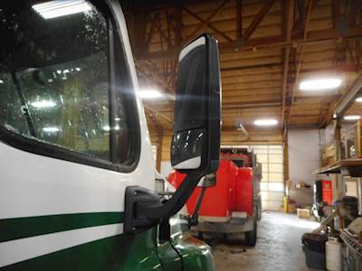 Freightliner Cascadia Right Mirror