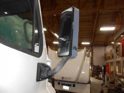 Freightliner Cascadia Right Mirror