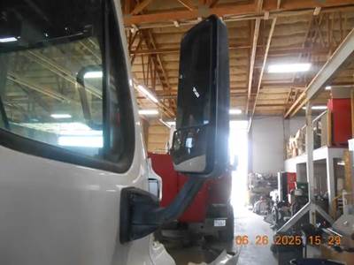 Freightliner Cascadia Right Mirror