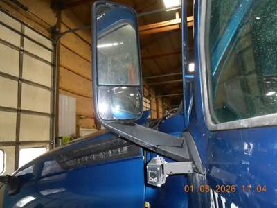 Freightliner Cascadia Left Mirror
