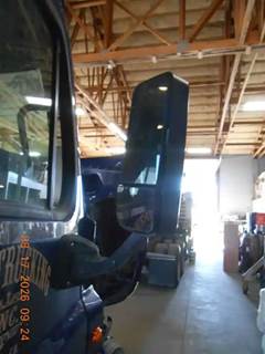 Freightliner Cascadia Right Mirror