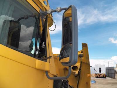 Freightliner Century Class 120 Mirror for a 2000 Freightliner C120 CENTURY