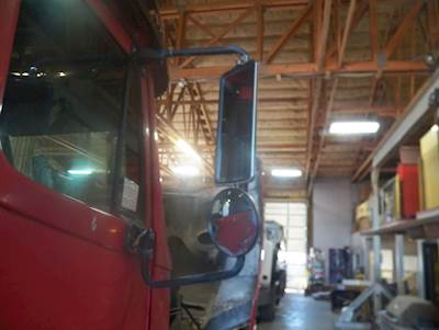 Freightliner Columbia 120 Right Mirror