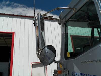 International 9200i Mirror