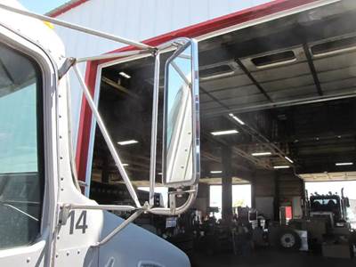 Kenworth T300 Mirror