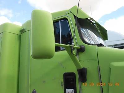 Kenworth T600 Right Mirror