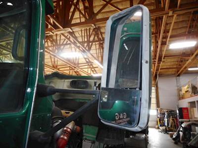 Kenworth T660 Right Mirror