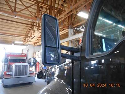 Kenworth T680 Left Mirror