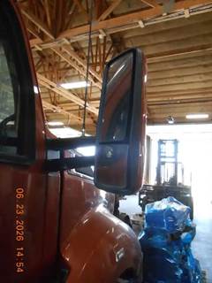 Kenworth T680 Right Mirror