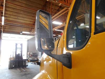 Kenworth T700 Mirror
