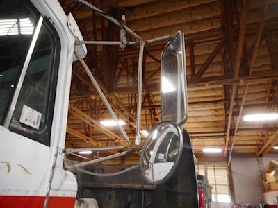 Kenworth T800 Right Mirror