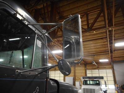 Peterbilt 377 Right Mirror