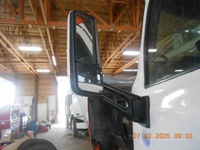 Peterbilt 579 Left Mirror