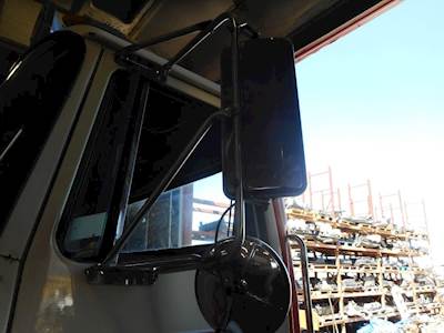 Volvo / WhiteGMC ACL64 Left Mirror for a 1989 Volvowhitegmc ACL64