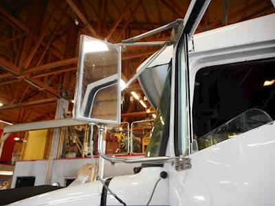 Volvo VNL Right Mirror