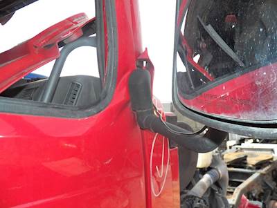 Volvo VNL770 Right Mirror