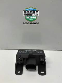 Mercedes-Benz Oe Glow Plug Control Unit *Fits 2002-2006 Mercedes-Benz Sprinter