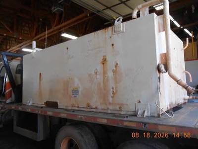 2007 Unmarked Water Tank 160" L x 78" W x 58" T for Sterling 9500