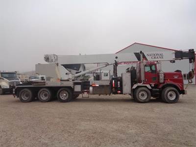 Kenworth T800 Tri Axle Oil Field Truck - Caterpillar, 475HP, 18 Speed Manual