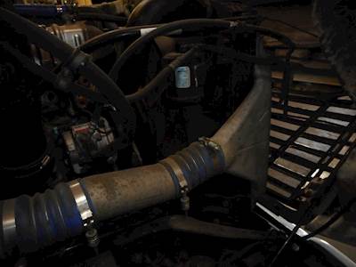 Freightliner Cascadia 125 Radiator for a 2011 Freightliner Cascadia