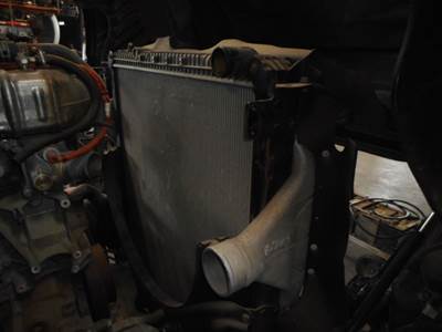 Freightliner Cascadia Radiator