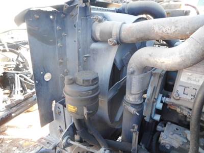 International 4900 Radiator