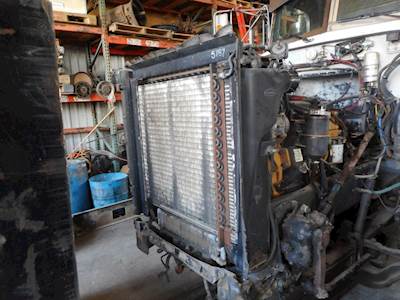 Eagle Cooling Radiator For Peterbilt 387 (2000-2005) W/ Cummins 15X Engine – 3 Row Copper/Brass, OE Spec
