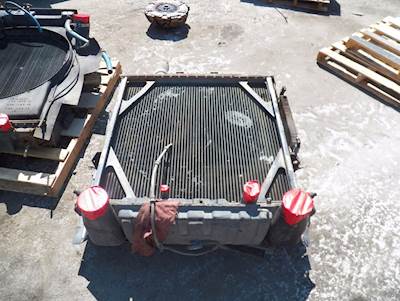 Peterbilt 379 Radiator