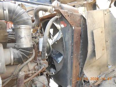 Volvo / WhiteGMC AUTOCAR Radiator for a 1980 Volvowhitegmc AUTOCAR