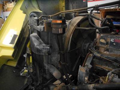 Volvo / WhiteGMC WIA Aero Radiator for a 1995 Volvowhitegmc WIA AREO SERIES