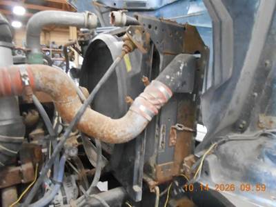 Volvo AUTOCAR ACL64 Radiator
