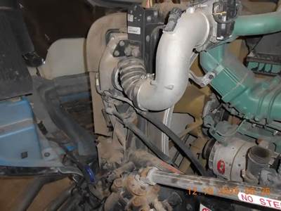 Volvo VNL860 Radiator for a 2021 Volvo VNL 860