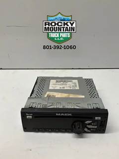 Mack Pinnacle CXU613 Radio for a 2016 Mack CXU613