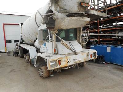 Advance Salvage Truck