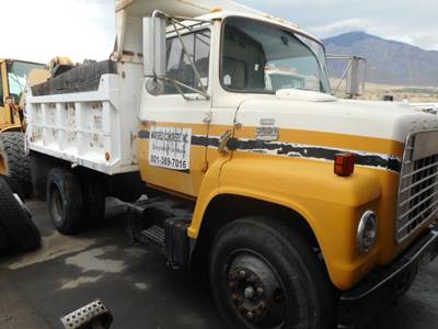 Ford 7000 Salvage Truck