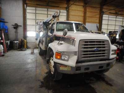 Ford F-Series Salvage Truck