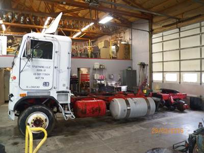 Freightliner Cabover Salvage Truck