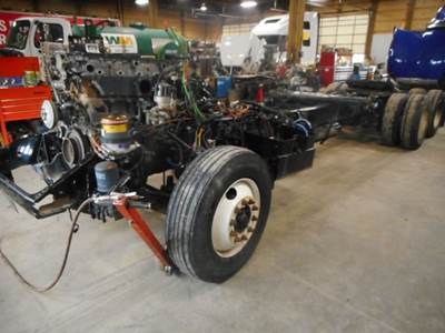 Freightliner Cascadia Salvage Truck