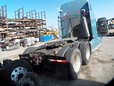 Freightliner Century Class 120 Salvage Truck