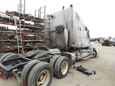 Freightliner Century Class Salvage Truck