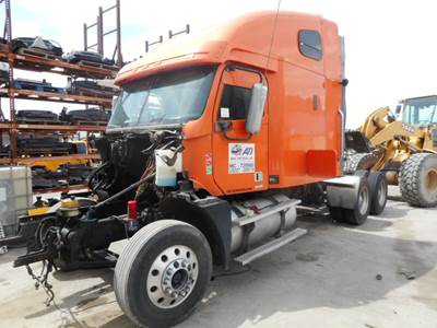 Freightliner Century Class Salvage Truck