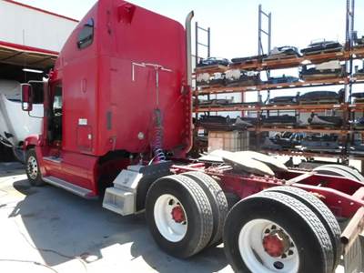 Freightliner Century Class Salvage Truck