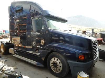 Freightliner Century Class Salvage Truck