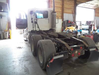 Freightliner Columbia 120 Salvage Truck