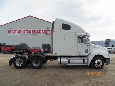 Freightliner Columbia 120 Salvage Truck