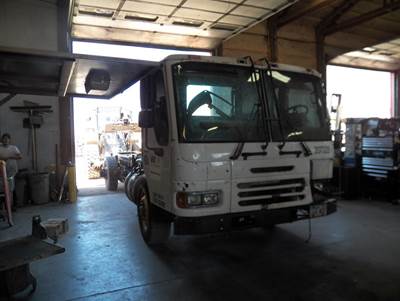 Freightliner Condor Salvage Truck