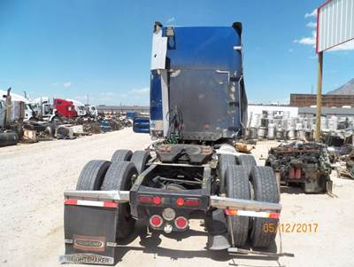 Freightliner Coronado Salvage Truck