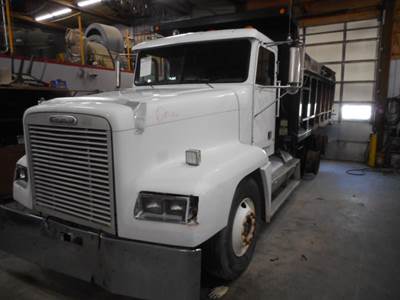 Freightliner FLD Salvage Truck