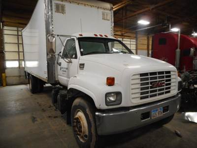 GMC C6500 Salvage Truck